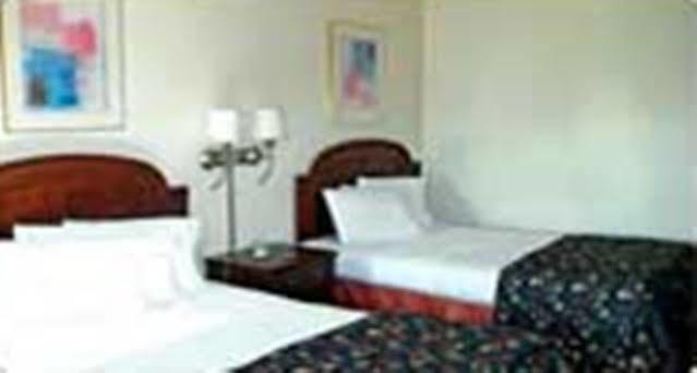 Charlotte Express Inn Luaran gambar