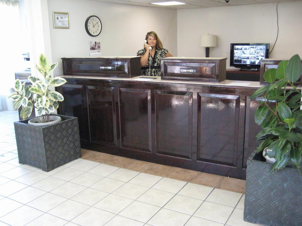 Charlotte Express Inn Luaran gambar
